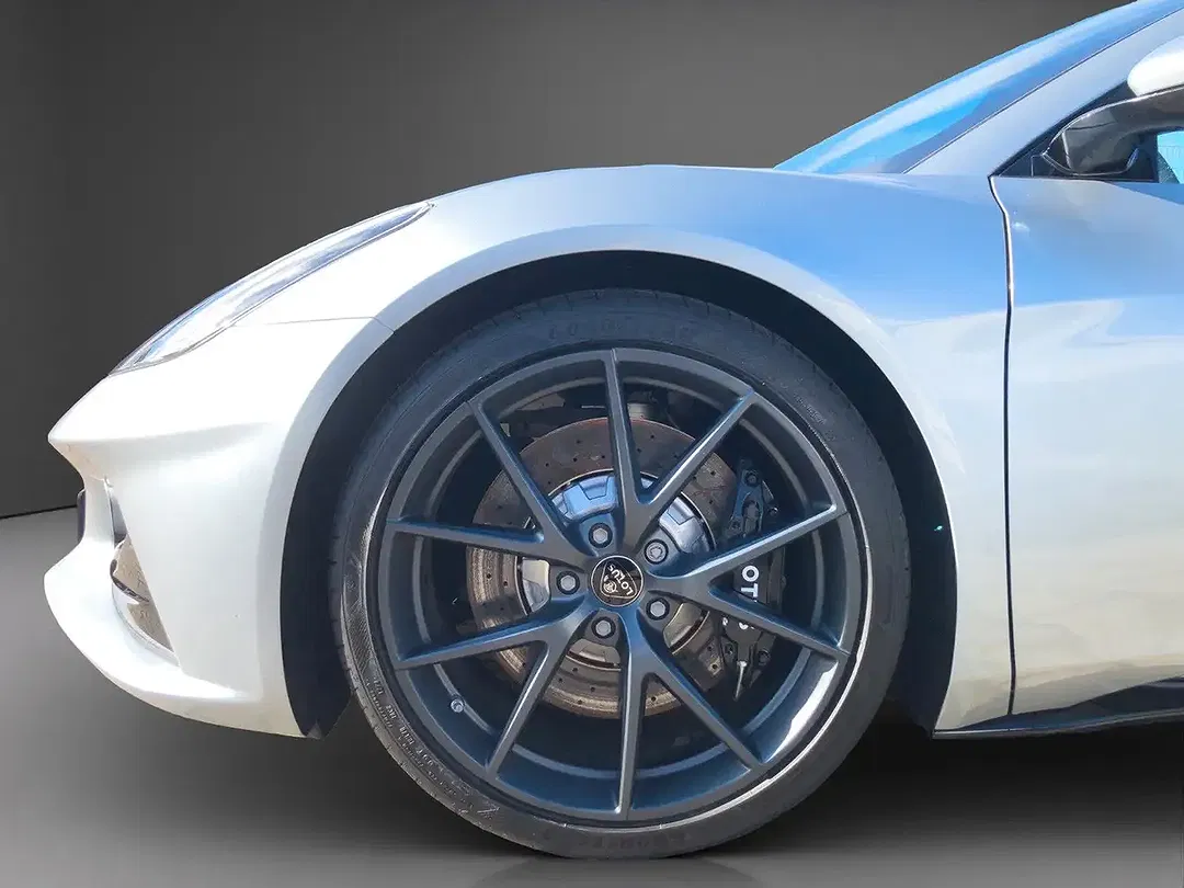 Lotus Emira i4 Turbo SE - Thumbnail 10