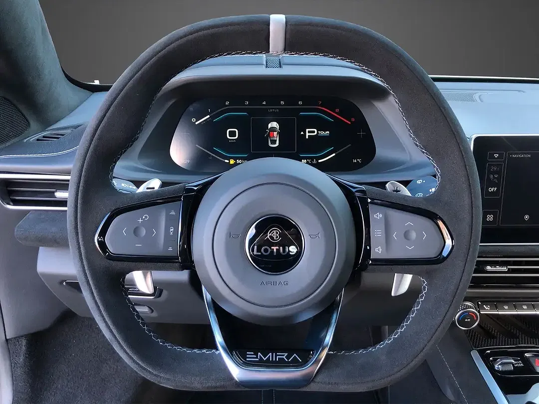 Lotus Emira i4 Turbo SE - Thumbnail 12