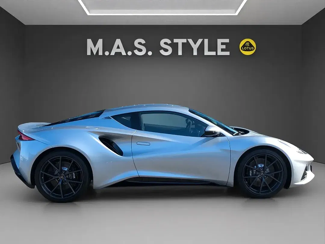 Lotus Emira i4 Turbo SE - Thumbnail 9