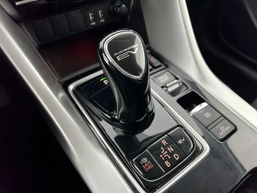 Mitsubishi Eclipse Cross 2.4 4WD Basis - Thumbnail 15