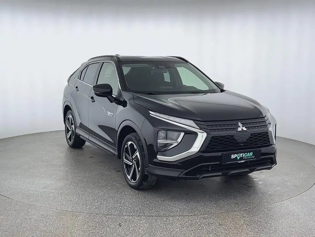 Mitsubishi Eclipse Cross 2.4 4WD Basis - Thumbnail 3