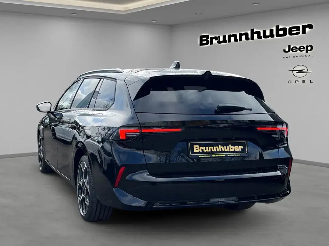 Opel Astra PHEV Ultimate - Thumbnail 3