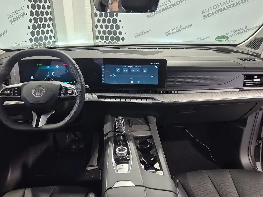 MG MGS9 PHEV Hybrid Premium - Thumbnail 11