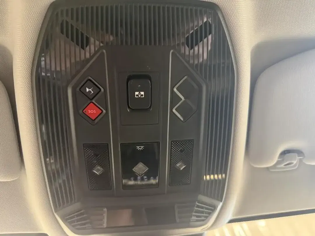 DS Automobiles DS 4 - Thumbnail 14