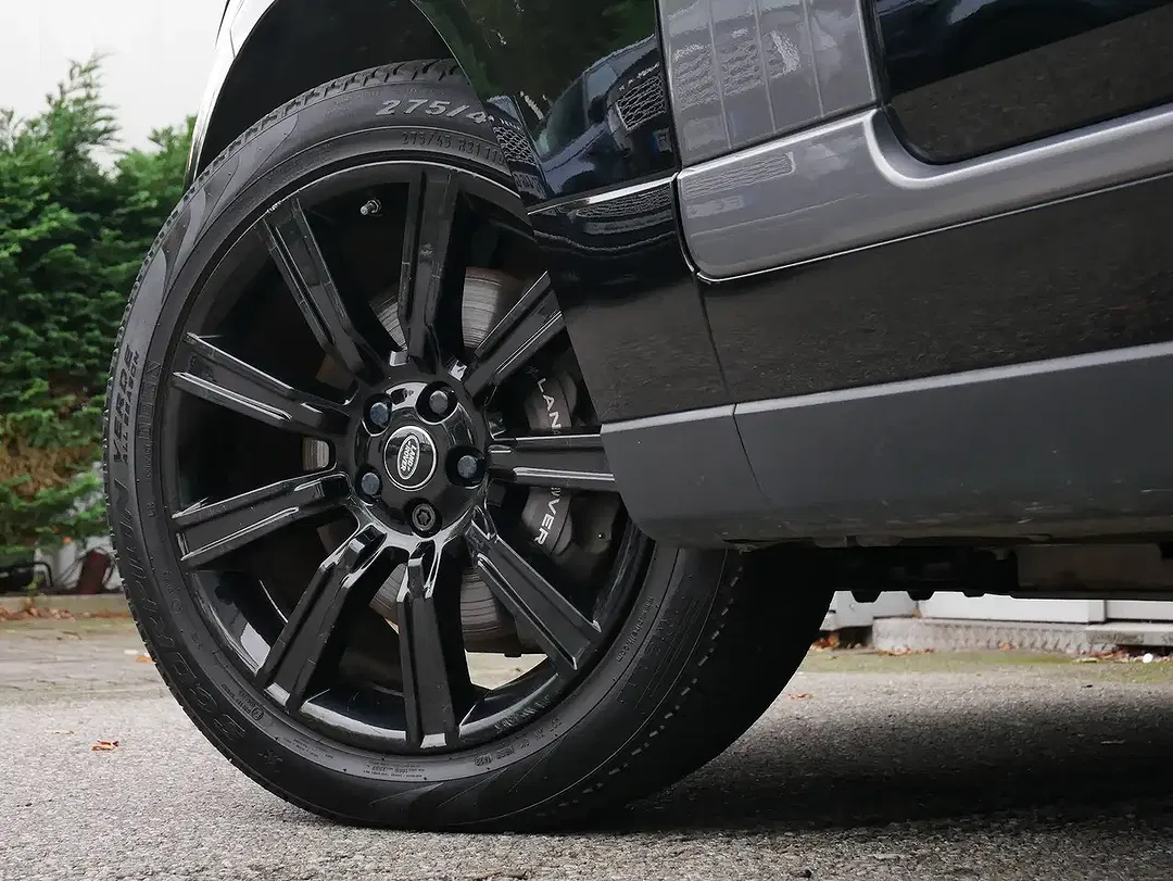 Land Rover Range Rover P400e Autobiography - Thumbnail 14