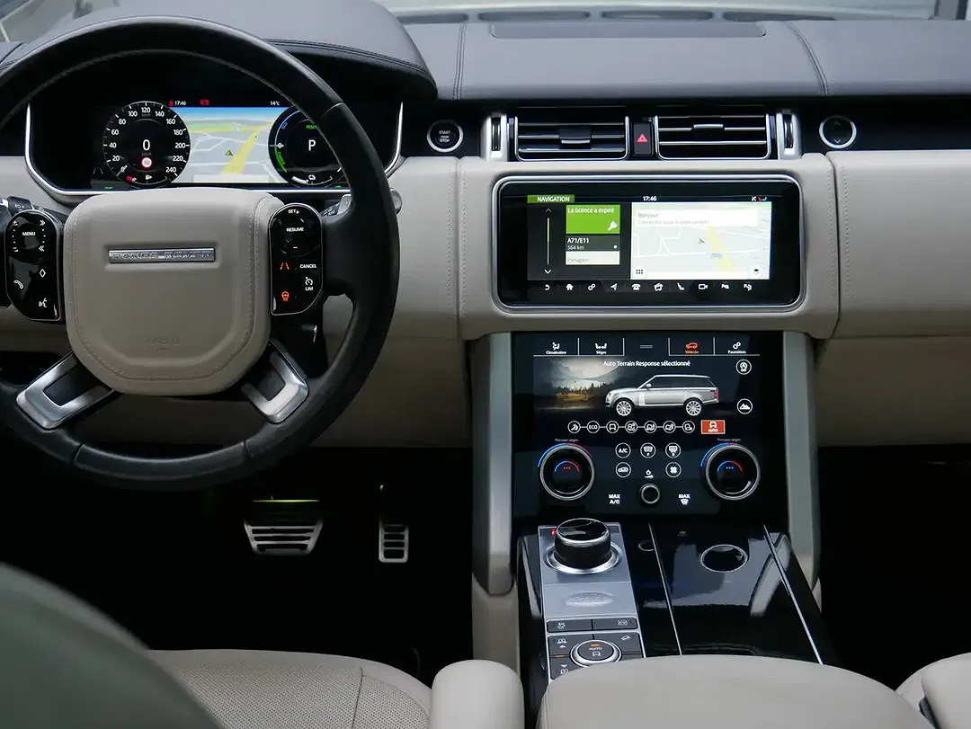 Land Rover Range Rover P400e Autobiography - Thumbnail 9