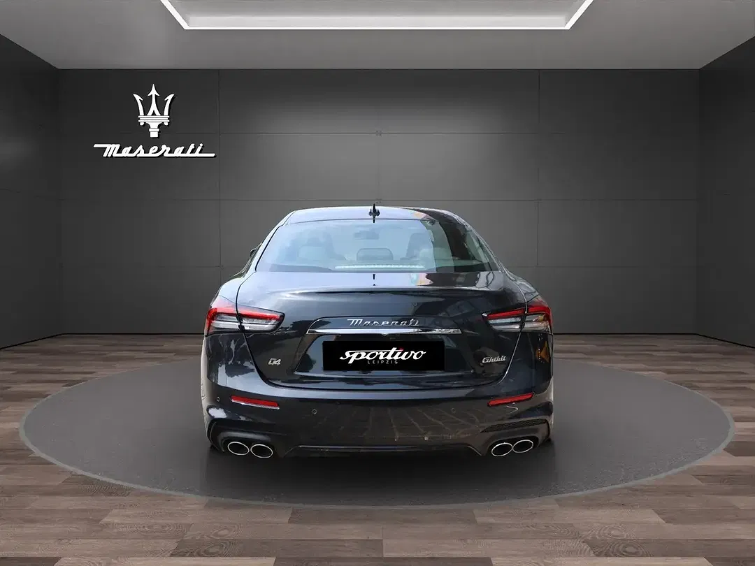 Maserati Ghibli Ultima Modena - Thumbnail 6