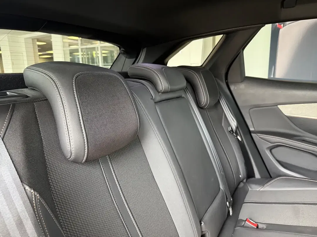 Peugeot 3008 130 PureTech GT - foto 14