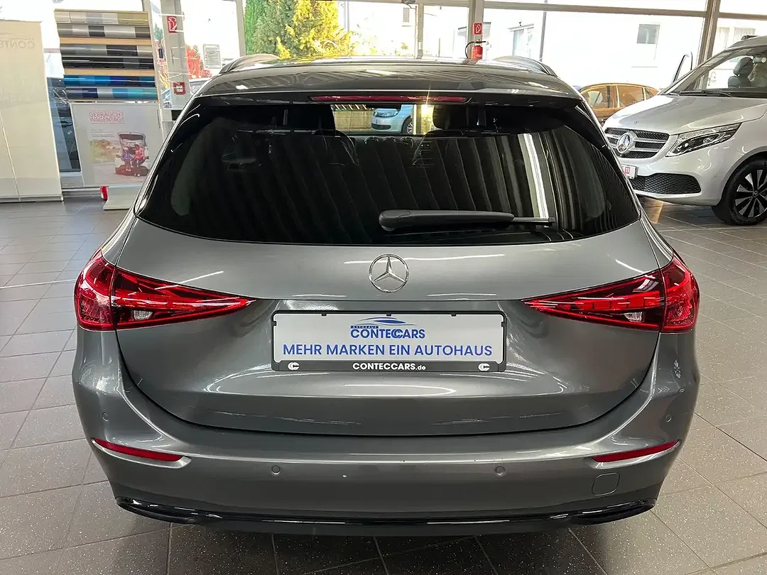 Mercedes-Benz C 220 Avantgarde Night - Thumbnail 11