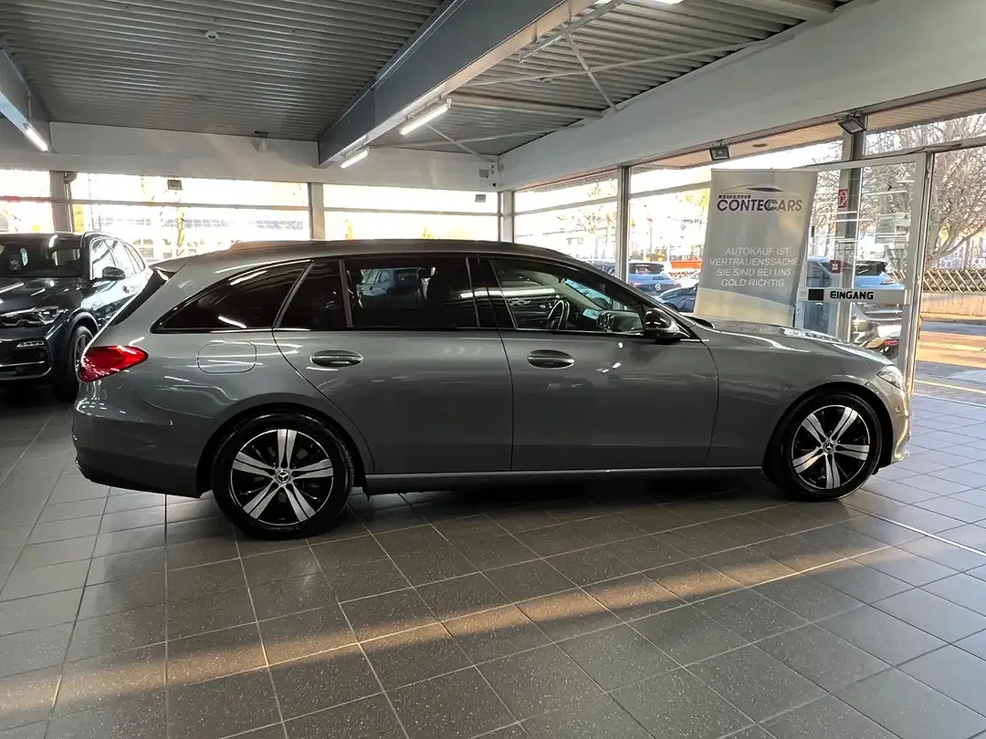 Mercedes-Benz C 220 Avantgarde Night - Thumbnail 2