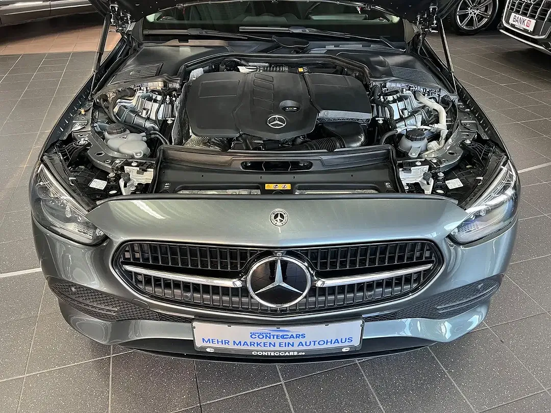 Mercedes-Benz C 220 Avantgarde Night - Thumbnail 4