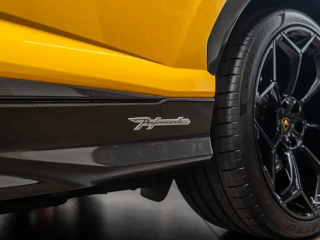 Lamborghini Urus Performante - Thumbnail 10