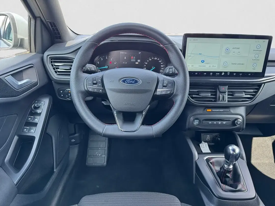 Ford Focus ST-Line - Thumbnail 10