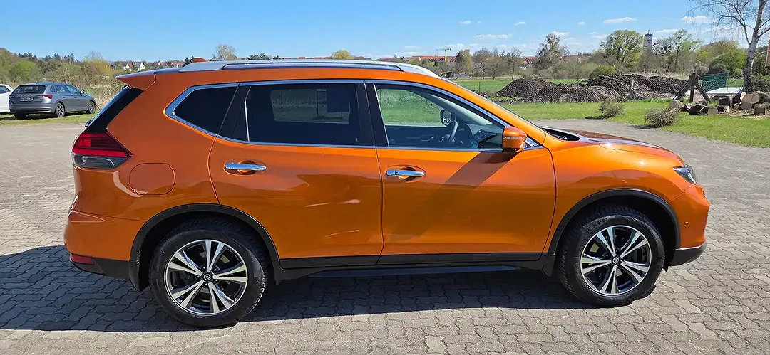 Nissan X-Trail 1.7 dCi Xtronic N-Connecta - Thumbnail 4