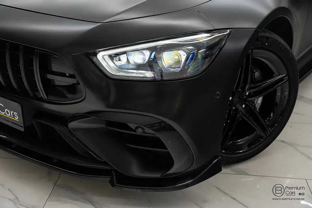Mercedes-Benz AMG GT 43 4MATIC+ - Thumbnail 3