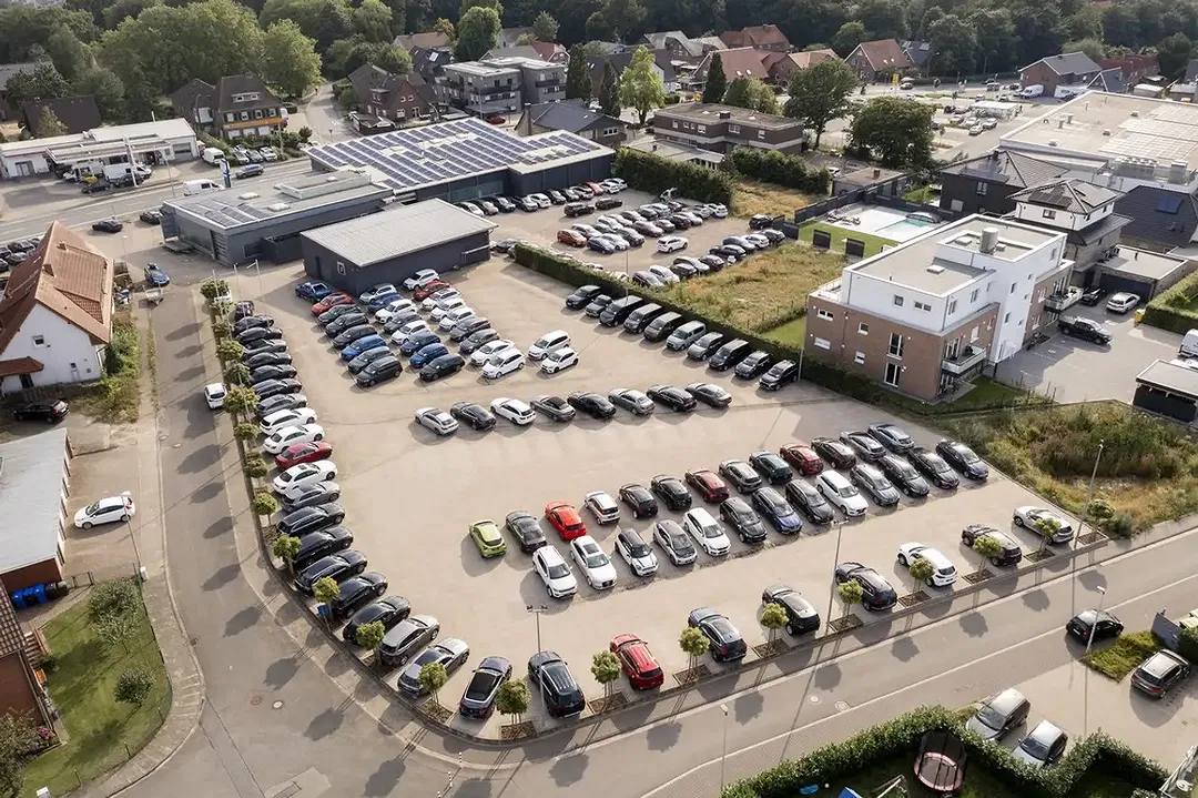 Volvo EX30 Extended Range - Thumbnail 23