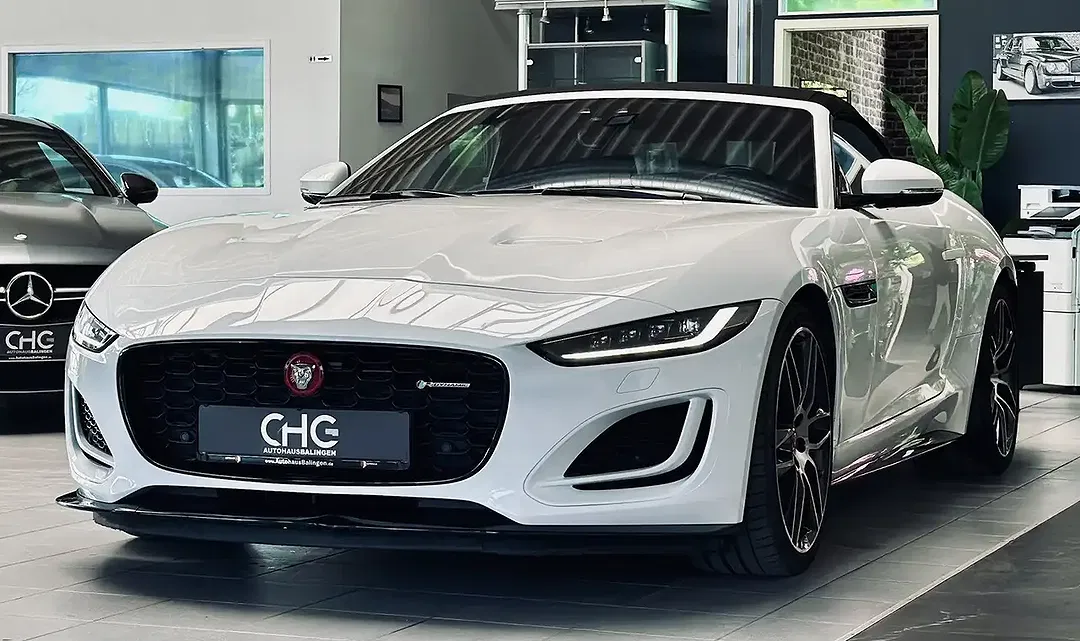 Jaguar F-Type 5.0 V8 4x4 Cabriolet R-Dynamic - Thumbnail 3