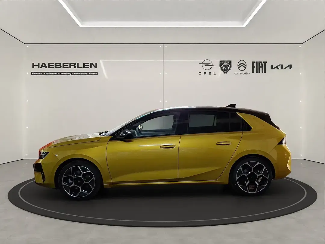 Opel Astra 1.2 Ultimate - Thumbnail 2
