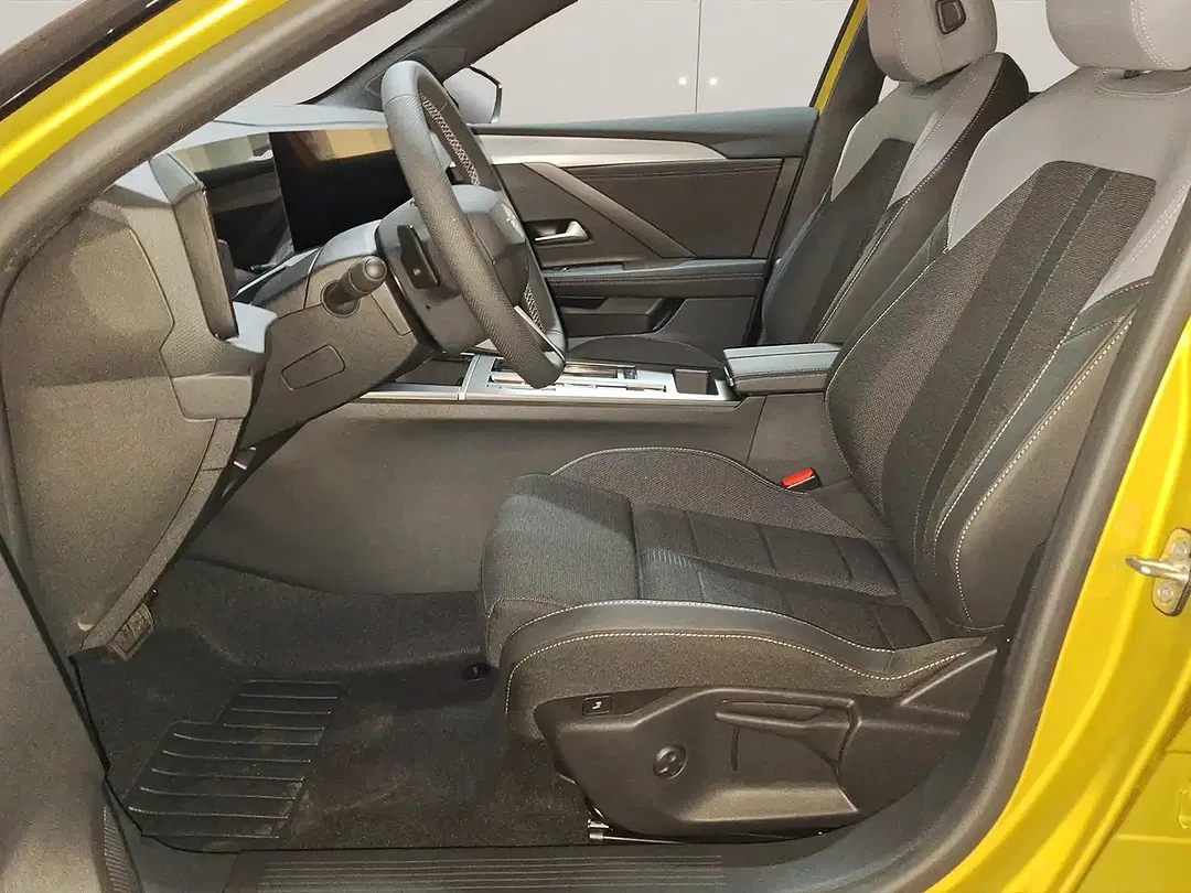 Opel Astra 1.2 Ultimate - Thumbnail 8