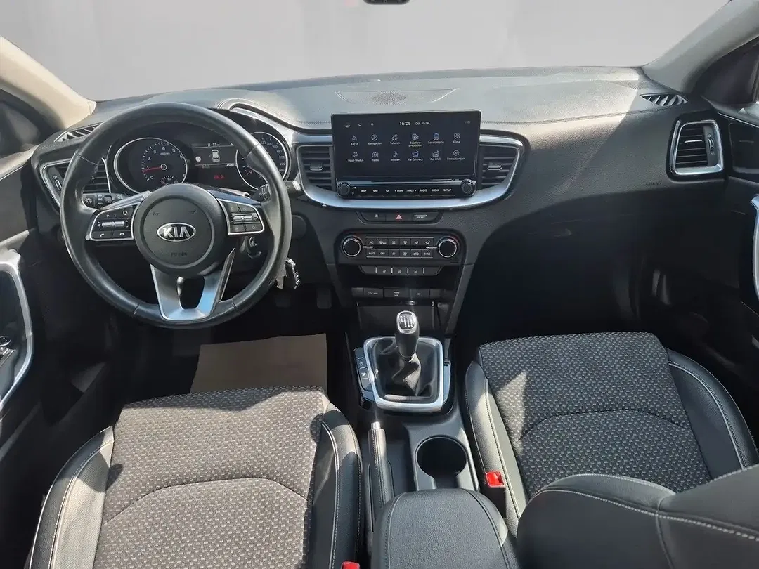 Kia XCeed - Thumbnail 11