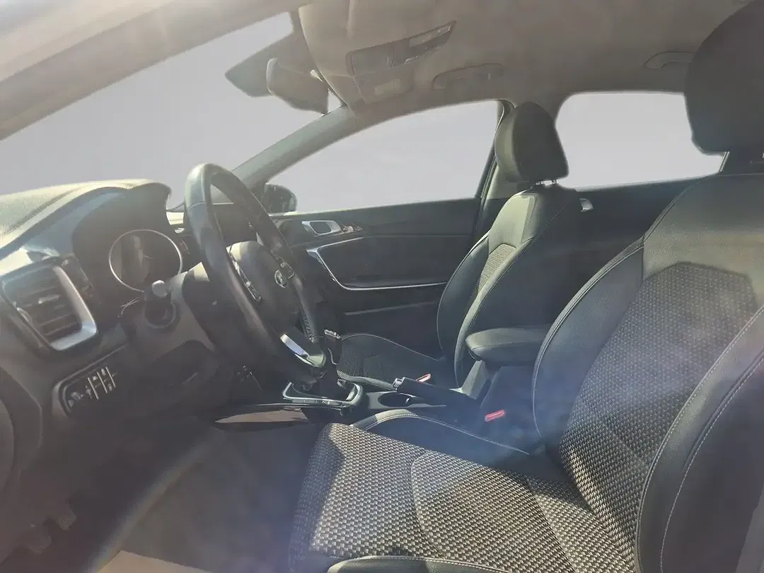 Kia XCeed - Thumbnail 7