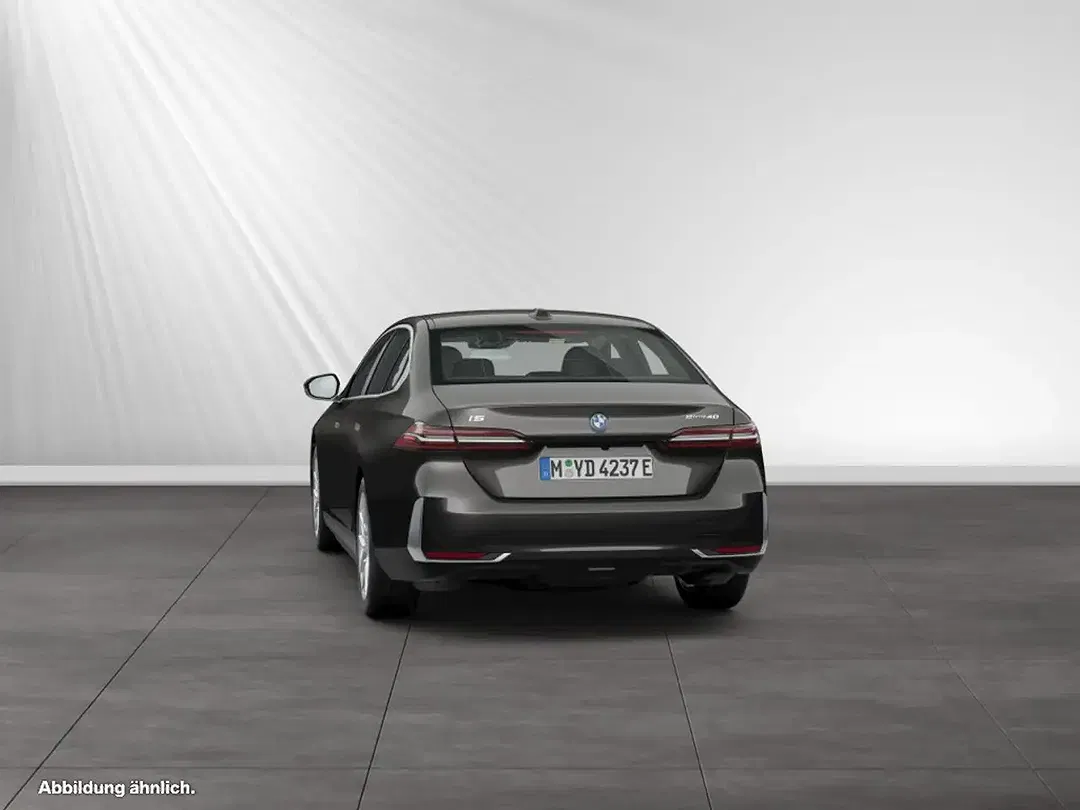 BMW i5 eDrive - Thumbnail 5
