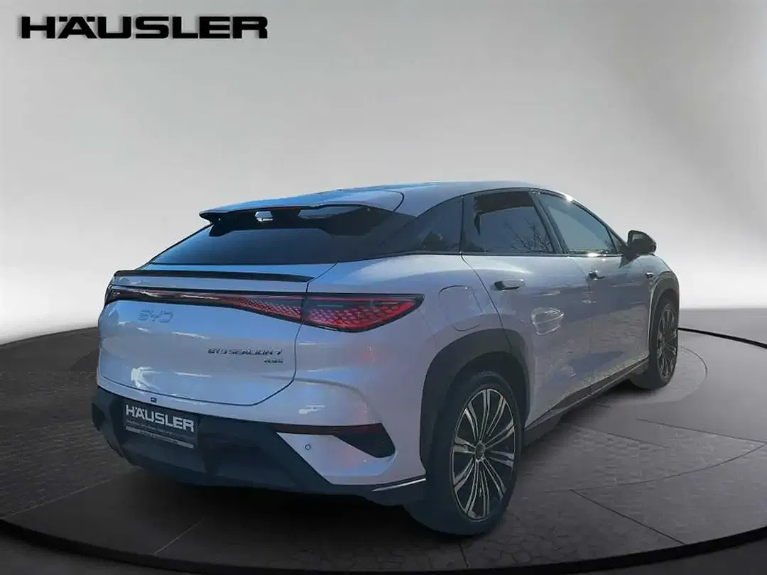 BYD Sealion 7 AWD Design - Thumbnail 4