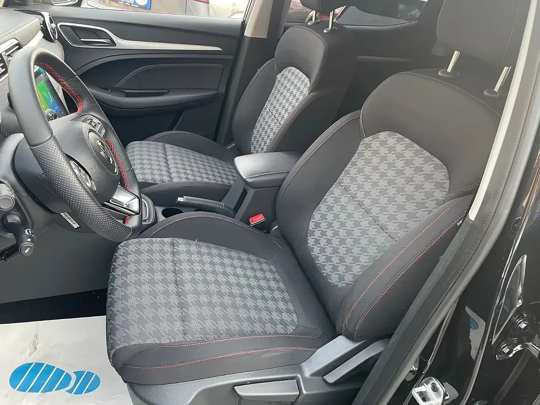 MG ZS 1.5 Comfort - Thumbnail 10