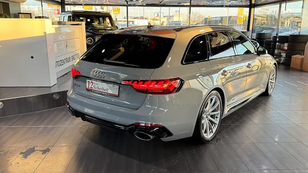 Audi RS4 2.9 TFSI tiptronic quattro Avant - Thumbnail 5