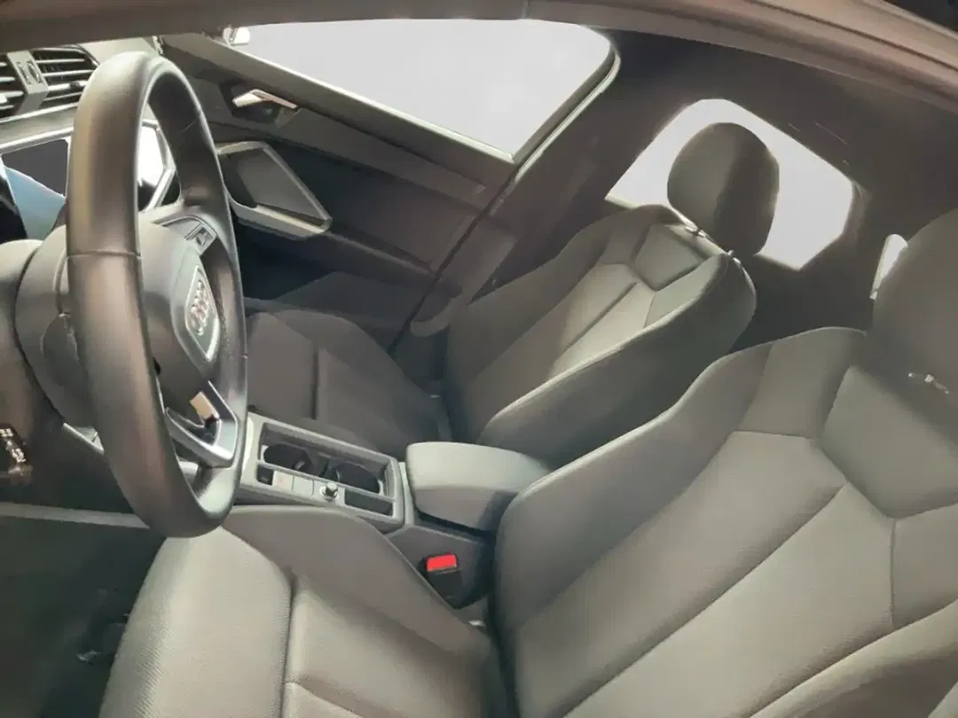 Audi Q3 45 1.4 TFSI e Sportback - Thumbnail 10