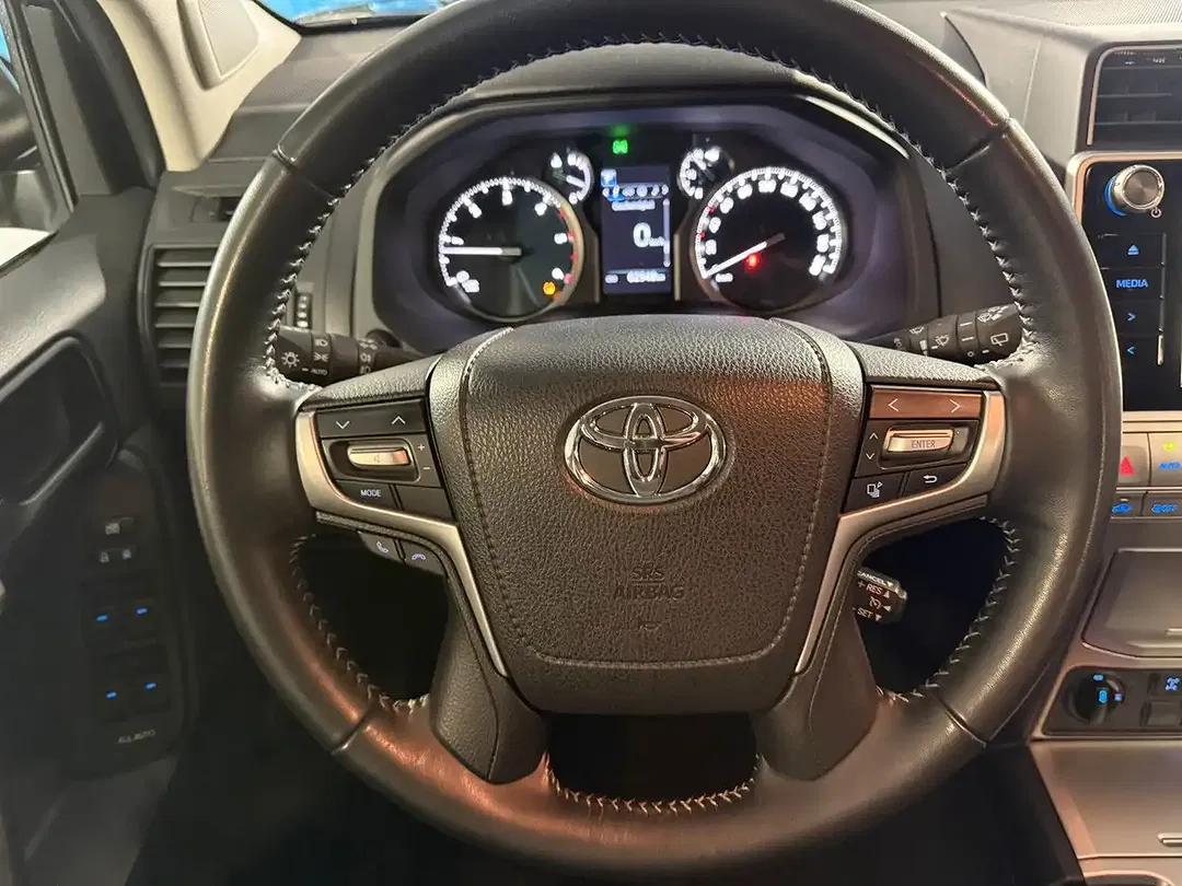 Toyota Land Cruiser 2.8 4x4 Comfort - Thumbnail 14