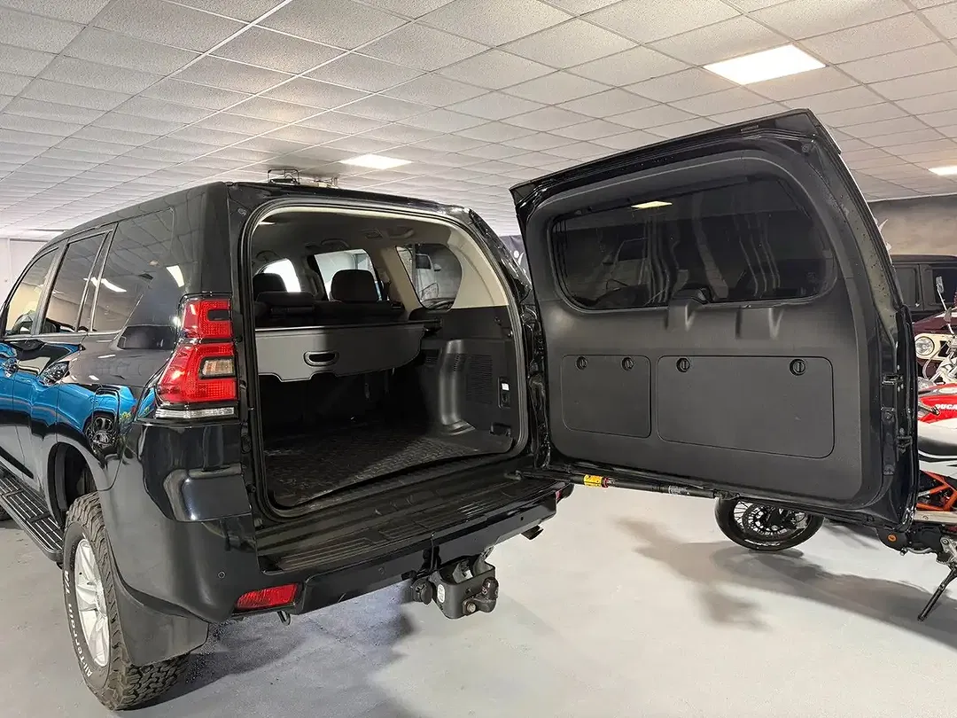 Toyota Land Cruiser 2.8 4x4 Comfort - Thumbnail 6