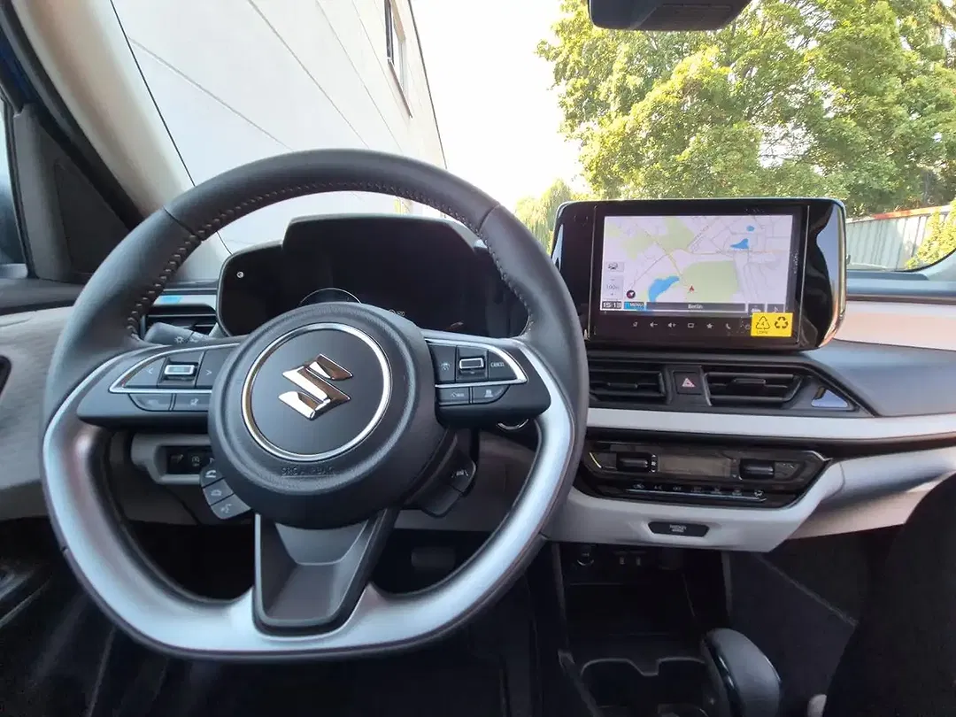 Suzuki Swift Hybrid CVT Comfort - Thumbnail 13