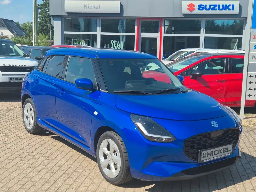 Suzuki Swift Hybrid CVT Comfort - Thumbnail 3