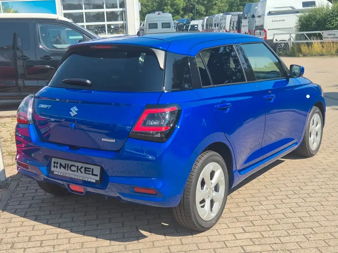 Suzuki Swift Hybrid CVT Comfort - Thumbnail 5