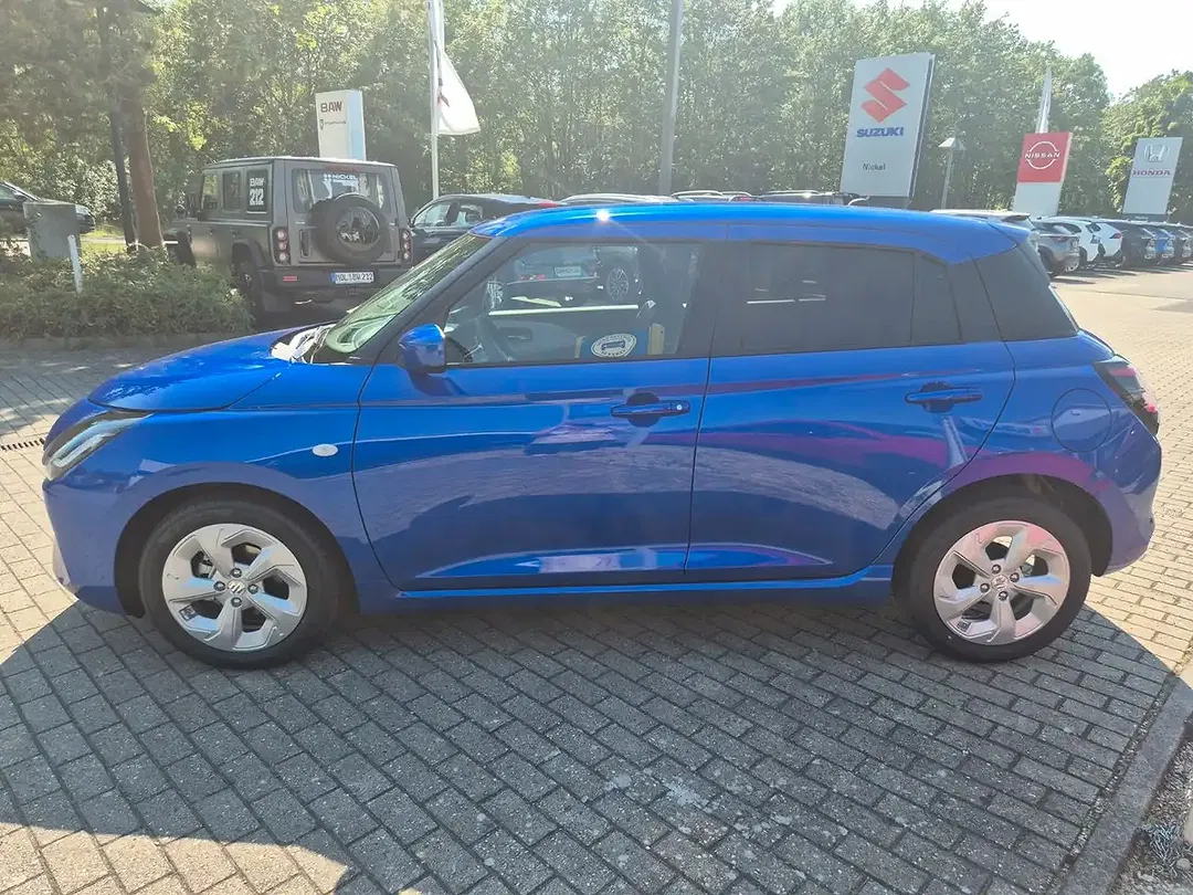 Suzuki Swift Hybrid CVT Comfort - Thumbnail 8