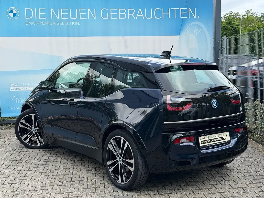BMW i3 - Thumbnail 3