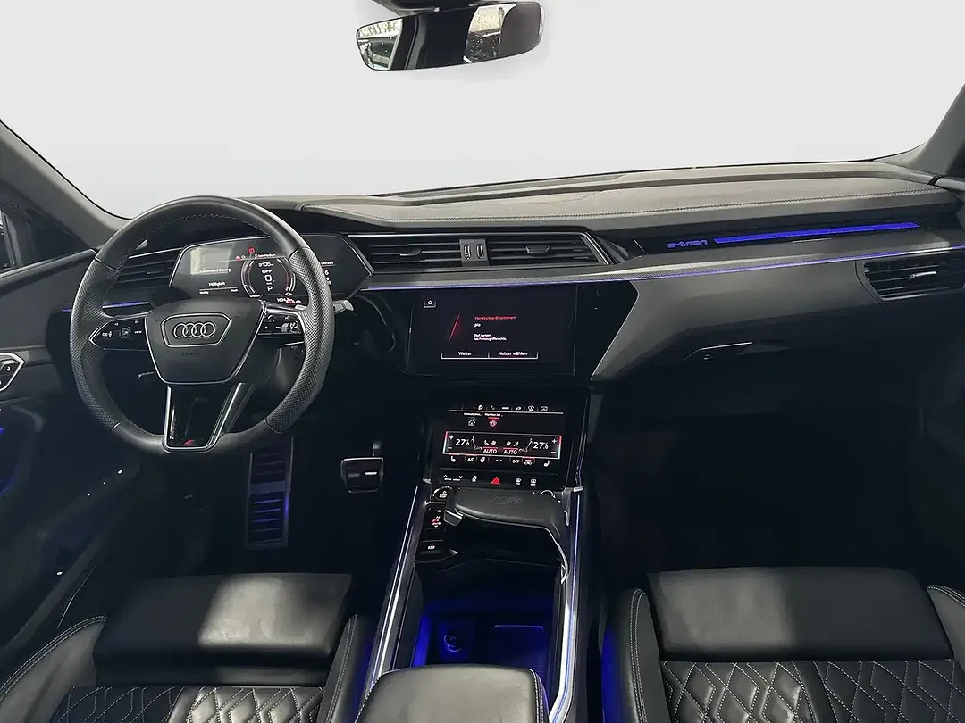 Audi SQ8 e-tron quattro Sportback - Thumbnail 11
