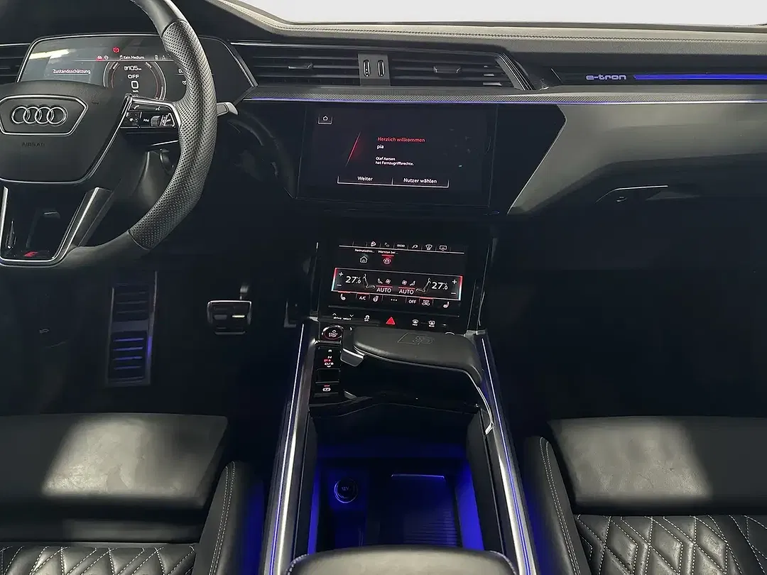 Audi SQ8 e-tron quattro Sportback - Thumbnail 12