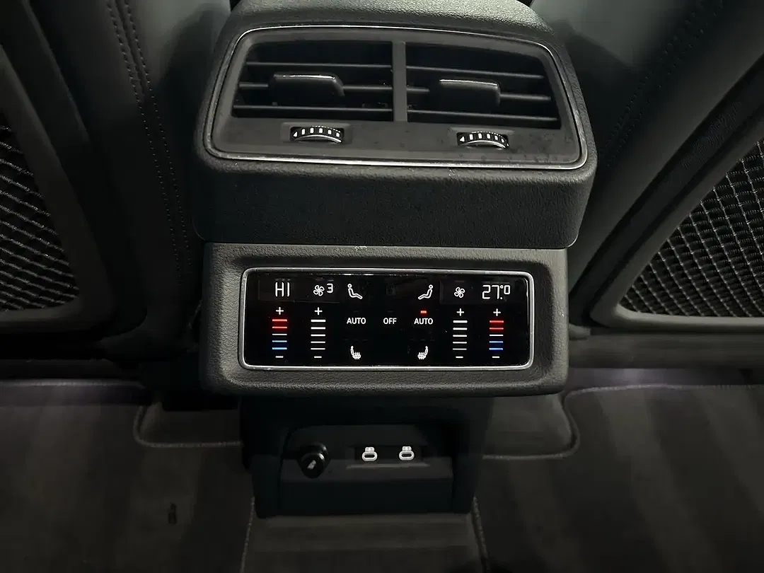 Audi SQ8 e-tron quattro Sportback - Thumbnail 18