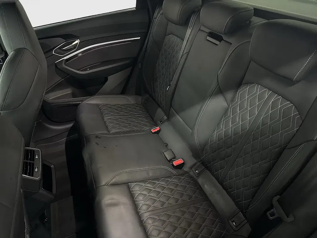 Audi SQ8 e-tron quattro Sportback - Thumbnail 9
