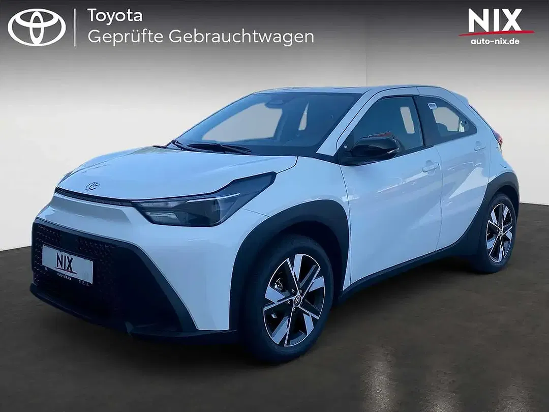 Toyota Aygo X 1.5 Hybrid Active - foto 1