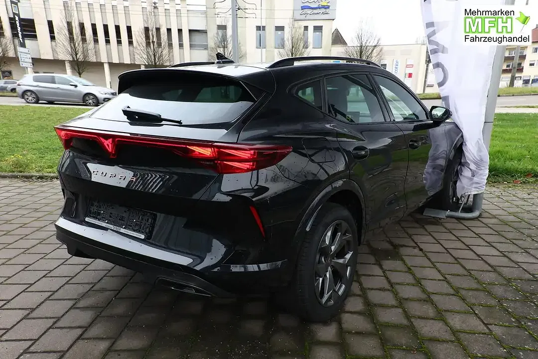 CUPRA Formentor eTSI DSG - Thumbnail 2