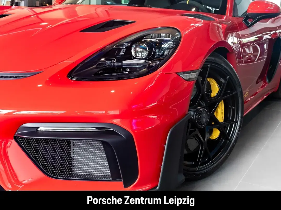 Porsche 718 Spyder RS - Thumbnail 12