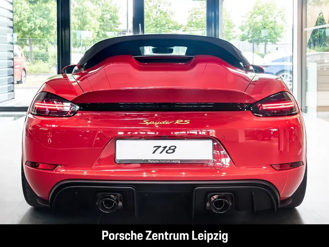 Porsche 718 Spyder RS - Thumbnail 5