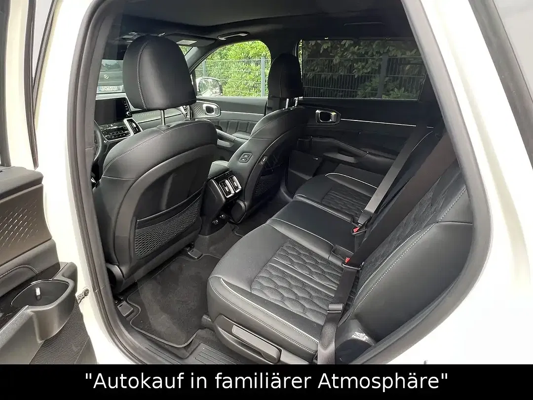 Kia Sorento PHEV Hybrid 4WD Platinum - Thumbnail 13