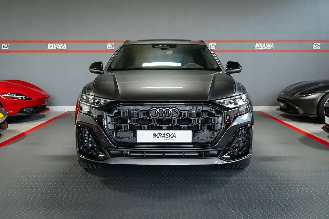 Audi Q8 60 TFSI e quattro S line - Thumbnail 5
