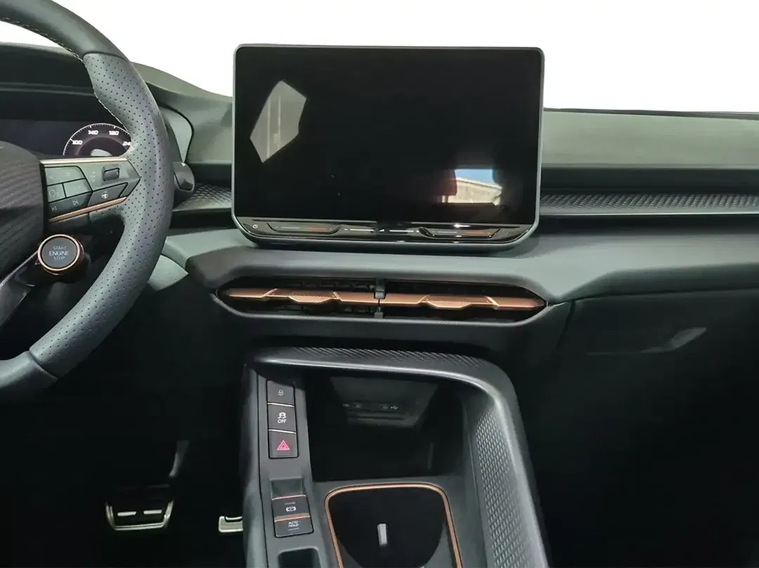 CUPRA Terramar 2.0 TSI DSG 4Drive DCC Matrix LED - Thumbnail 12