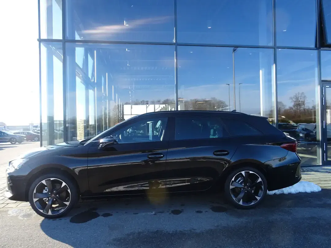 CUPRA Leon 1.5 eTSI DSG Sportstourer - Thumbnail 3