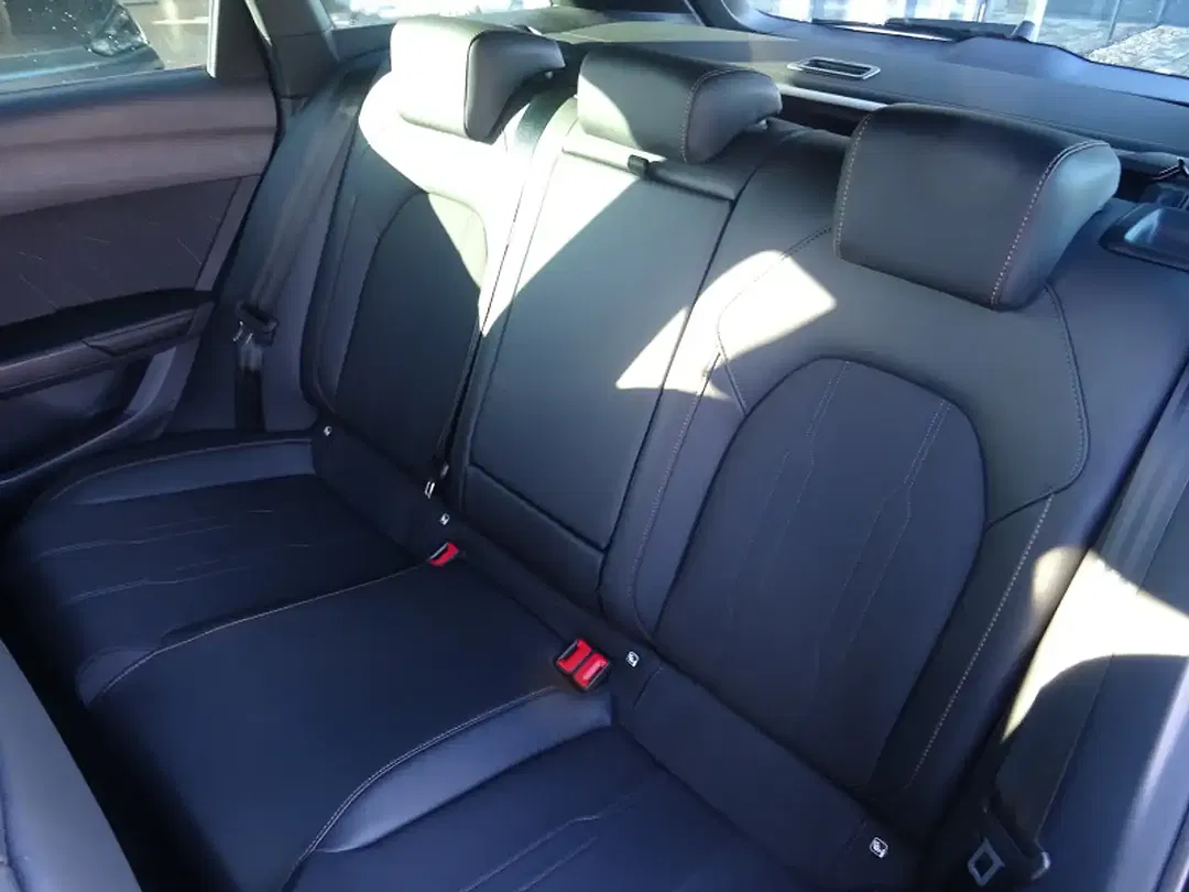 CUPRA Leon 1.5 eTSI DSG Sportstourer - Thumbnail 7